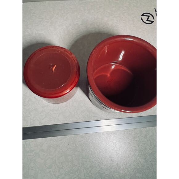 Longaberger Paprika Woven Traditions 1 Pint Crock w/Lid & Mcintosh Apple Candle - Picture 4 of 5